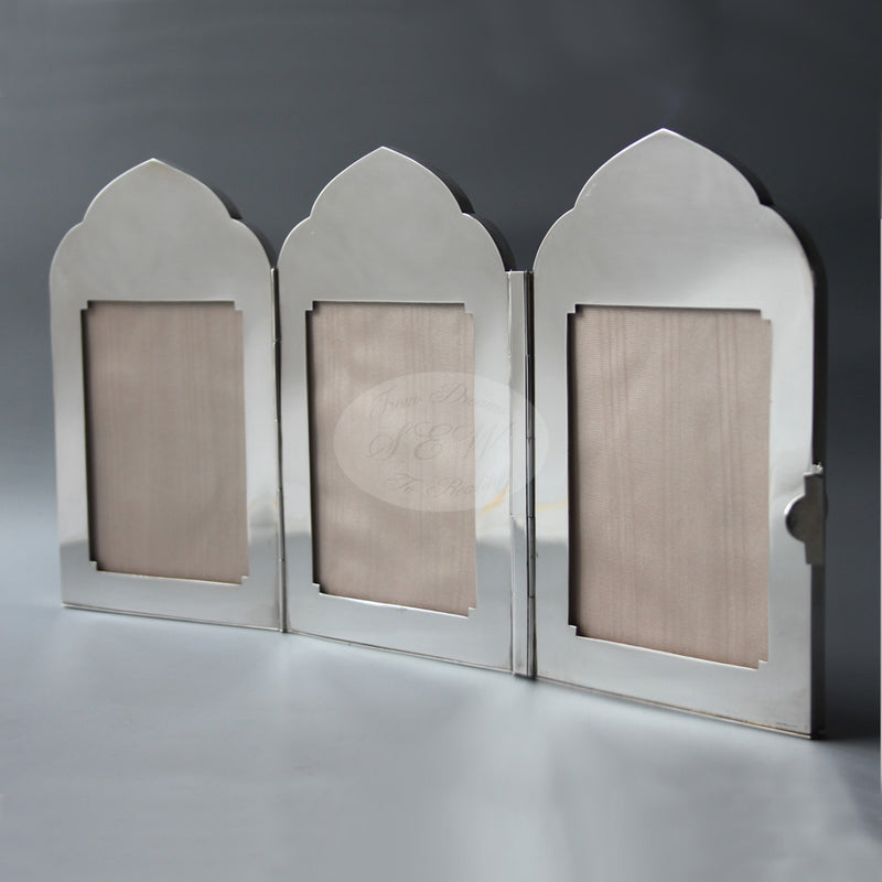 TRIPTYCH PHOTO FRAME